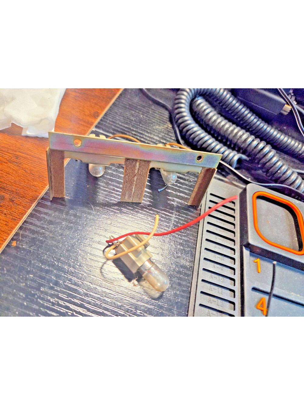METER BRACKET AND BACKLIGHT ONLY FROM A PRESIDENT DWIGHT D CB RADIO